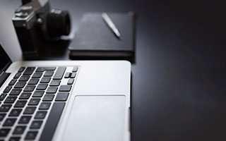 开云官网登录-长传长射：场上那些令人震惊的远距离奇迹，长传集锦