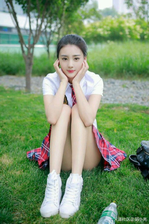 高空绳索速降，极速飞跃的极限运动，高空绳索攀爬项目