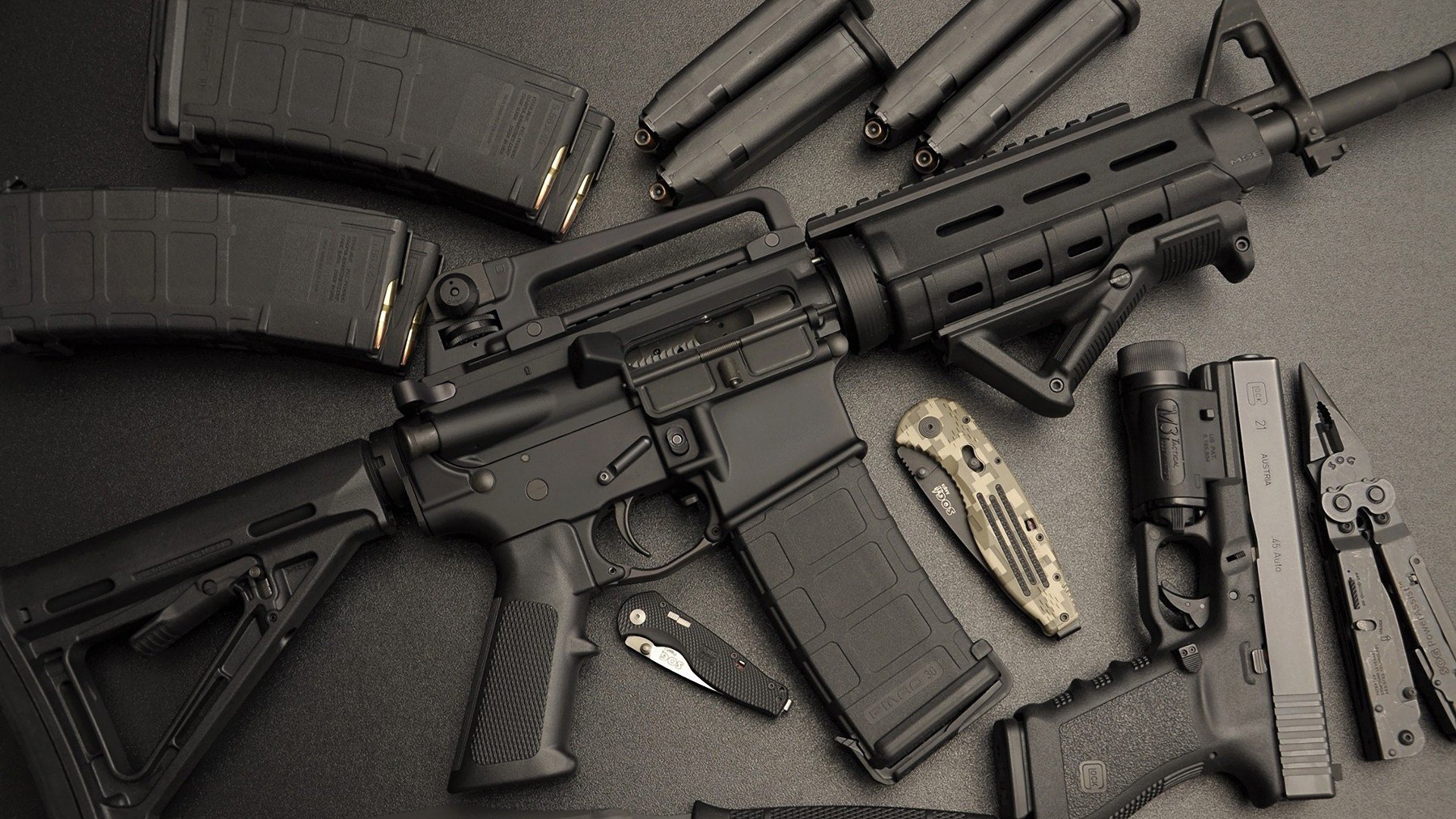 米兰双雄奋勇拼搏,意甲争冠局势紧张